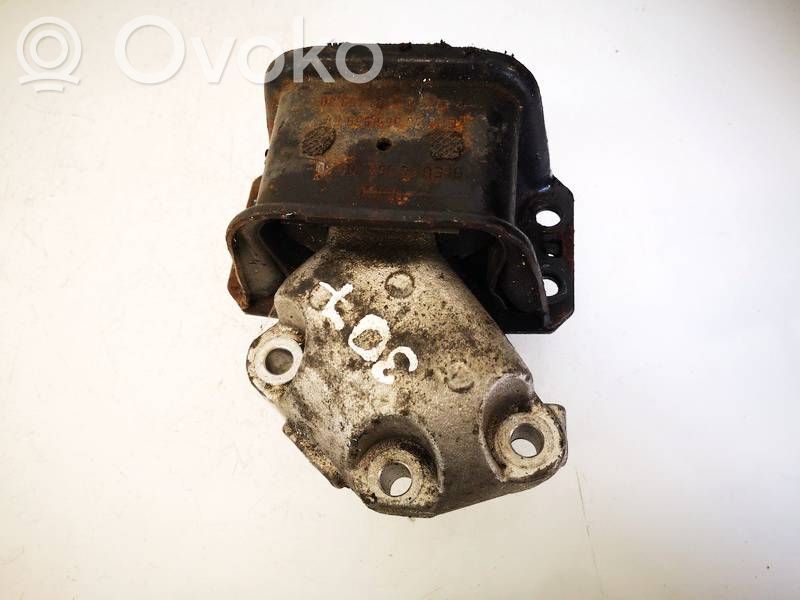 Peugeot 3008 I Supporto di montaggio del motore 