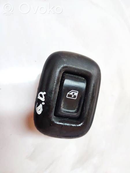 Chevrolet Blazer Interruttore di controllo dell’alzacristalli elettrico 