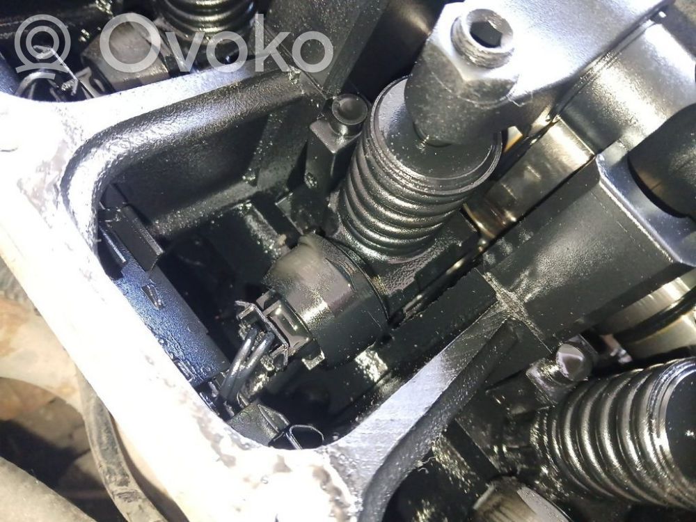 Volkswagen PASSAT B5.5 Inyector de combustible 