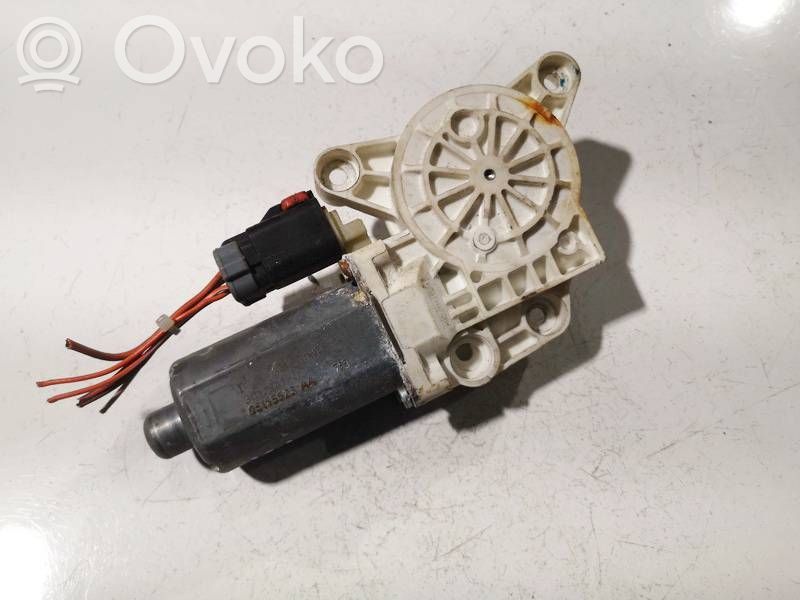 Volvo V50 Motorino alzacristalli della portiera anteriore 