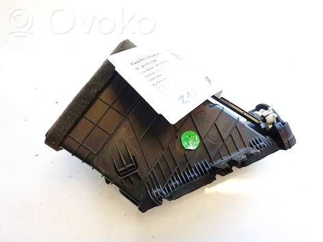 Opel Mokka X Rejilla de ventilación central del panel