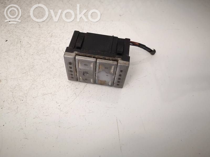 Ford S-MAX Interruttore riscaldamento sedile 