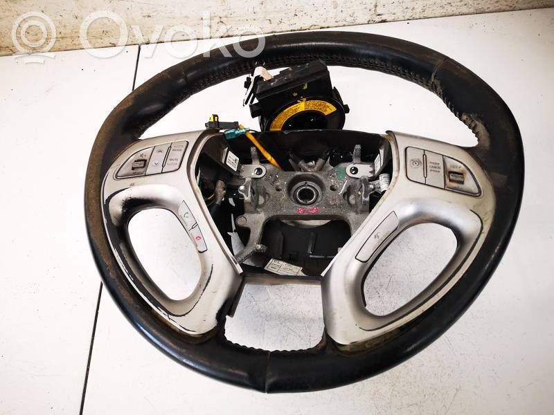 Hyundai ix35 Boutons / interrupteurs volant 