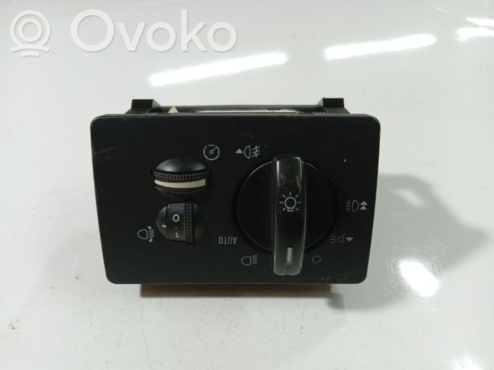 Interruptor de luz   4M5T13A024CA,04059730,060629B1,4M5T13A024CA,G0GMA