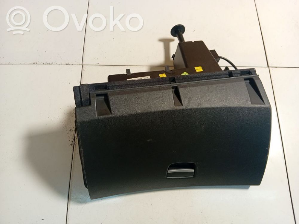 Renault Laguna III Schowek deski rozdzielczej 