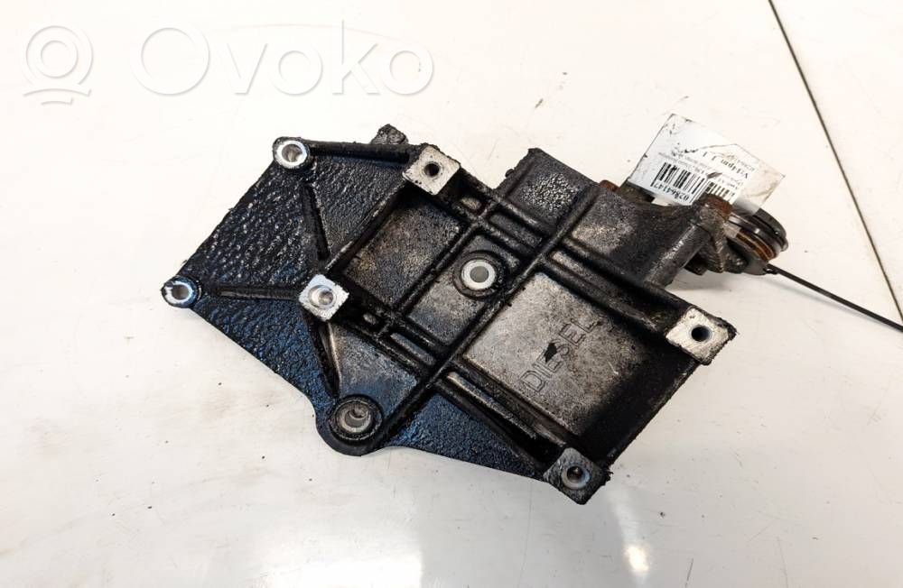 Audi A4 S4 B5 8D Supporto di montaggio del motore (usato)