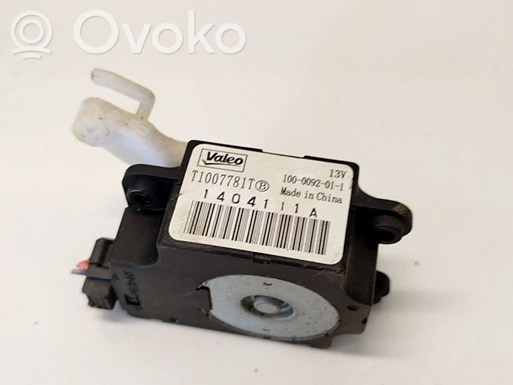 Nissan Note (E11) Silniczek nagrzewnicy 
