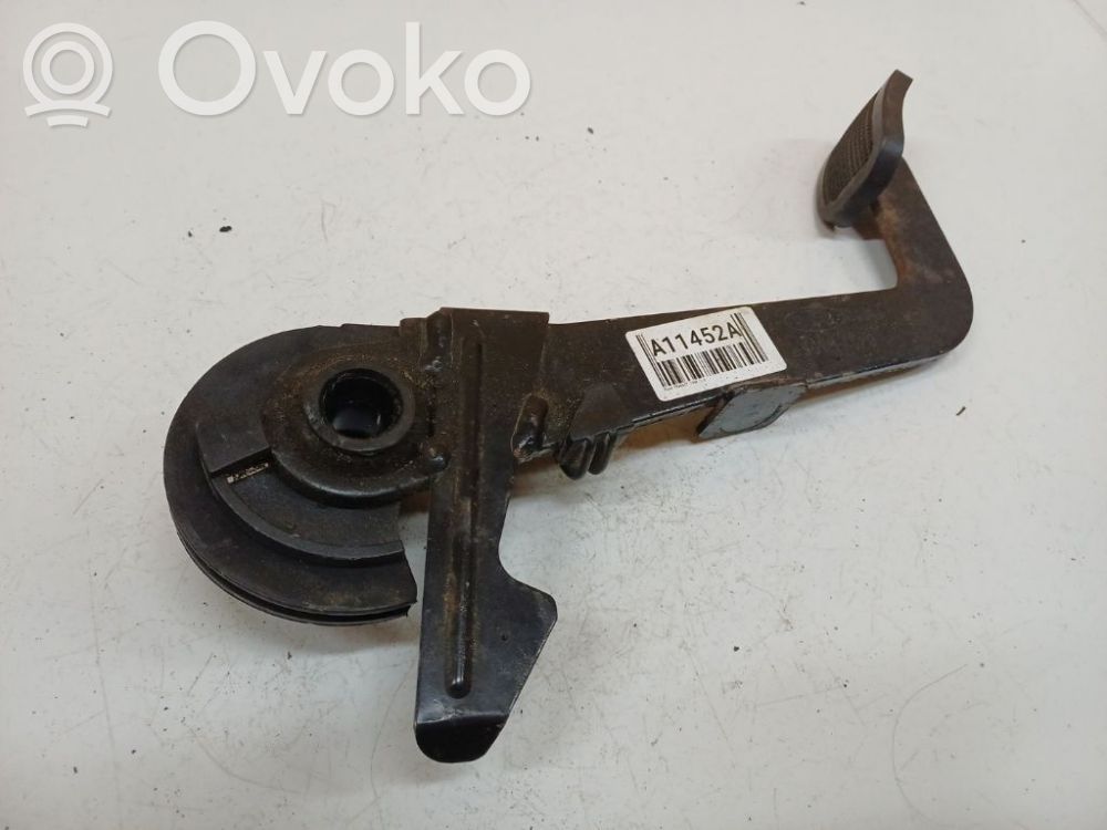 Pedal de freno   B400A,95VB7520AC,B400A