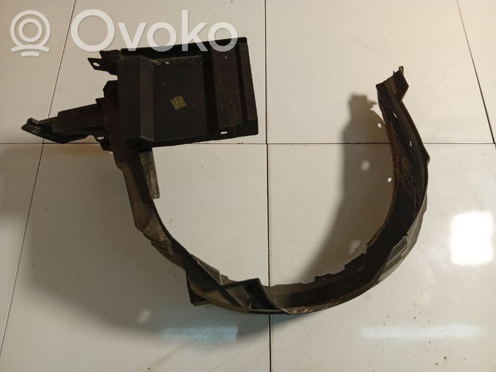 Peugeot 107 Nadkole przednie 