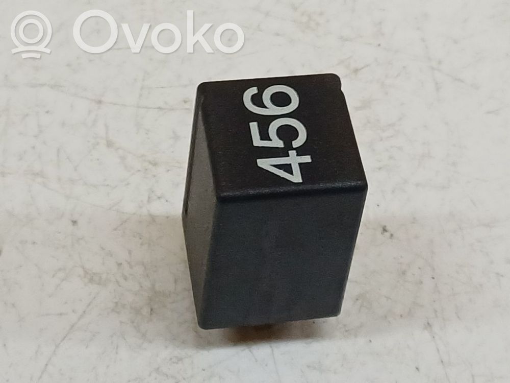 Seat Ibiza IV (6J,6P) Alte relee 