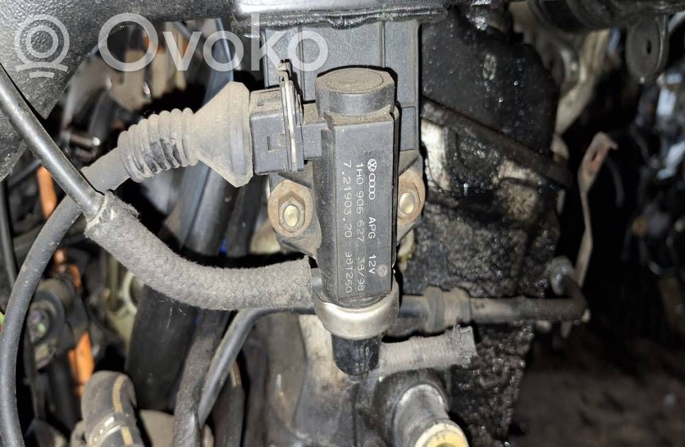 Audi A6 S6 C5 4B Solenoid supapă turbosuflantă 
