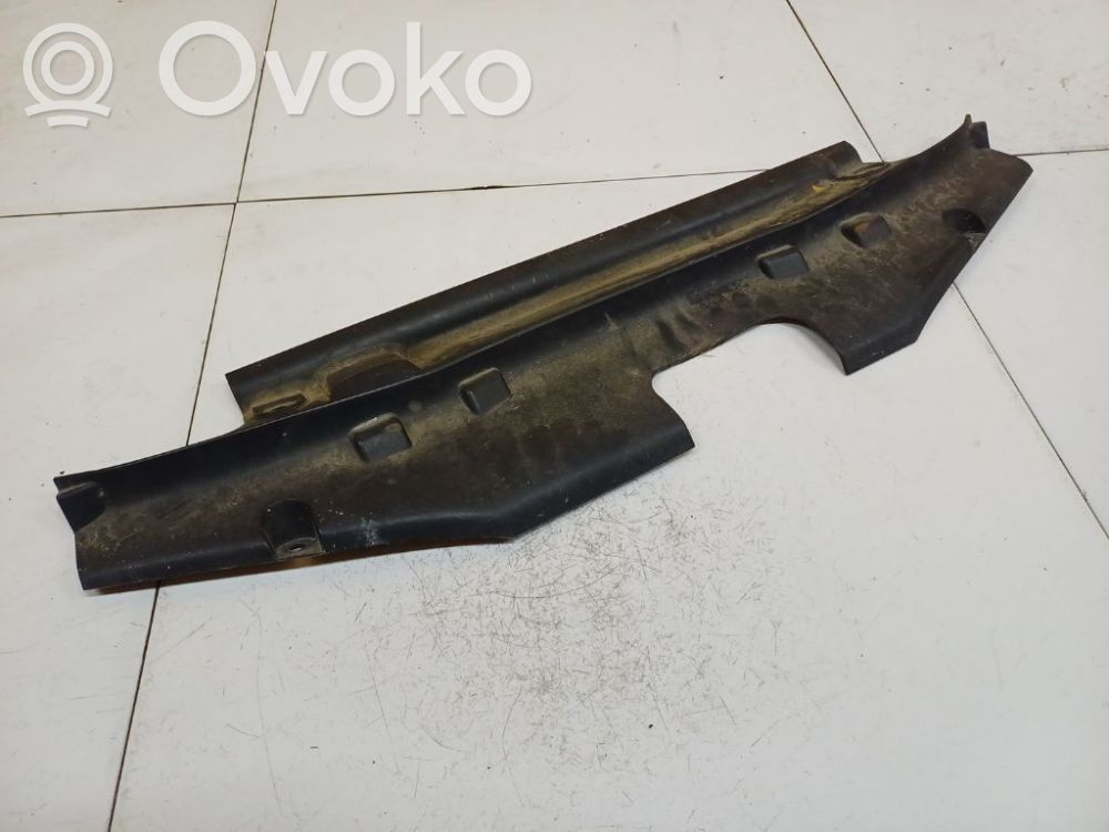 Nissan Primera Pas przedni 