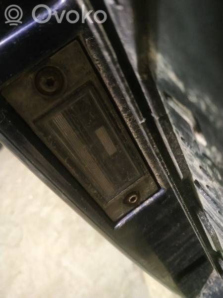 Éclairage de plaque d'immatriculation