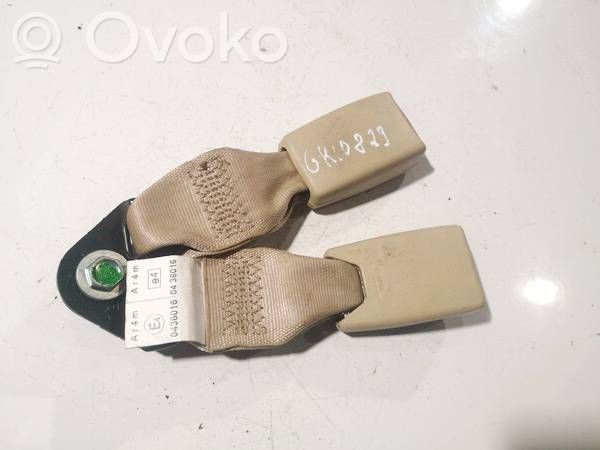 Keskipaikan turvavyön solki (takaistuin)   E40436016,E40436016