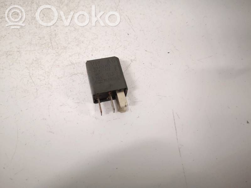 Skoda Octavia Mk2 (1Z) Alte relee 