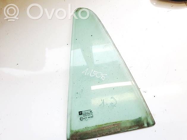 Opel Astra H Fenêtre latérale vitre arrière