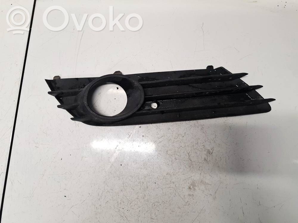 Opel Astra H Grilă inferioară bară față 