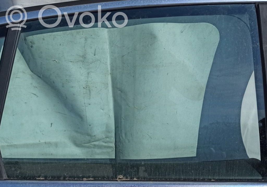 Volkswagen Jetta V Takaoven ikkunalasi 