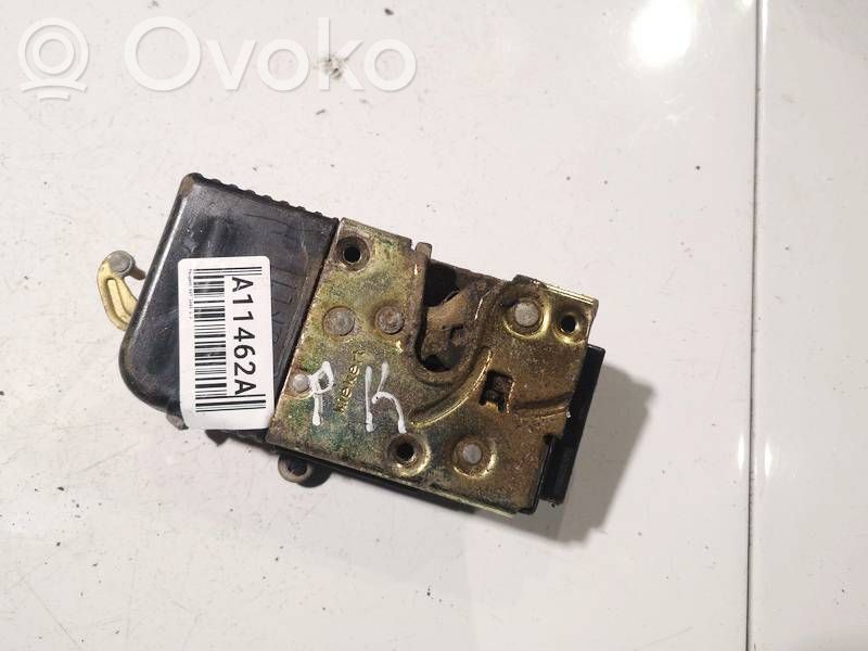Cerradura de puerta trasera