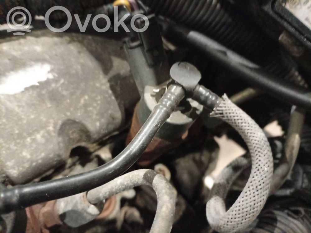 Nissan Primera Injector combustibil 