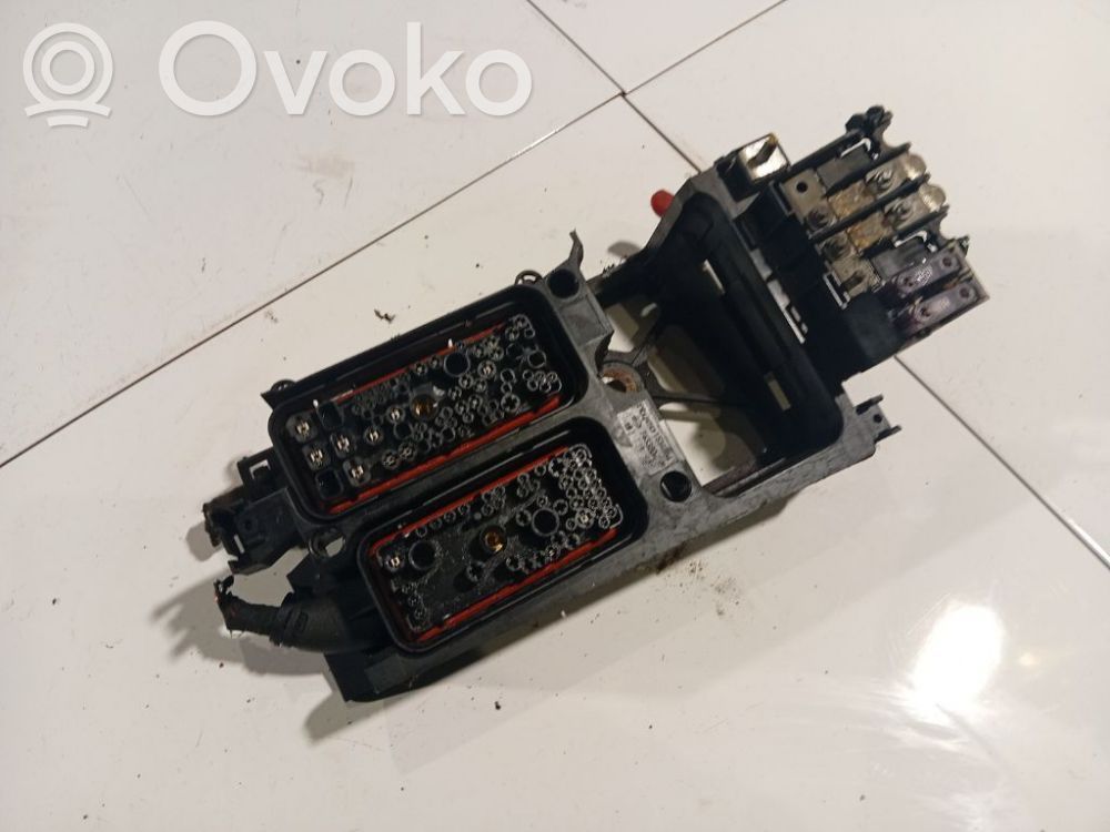 Opel Astra H Set scatola dei fusibili 