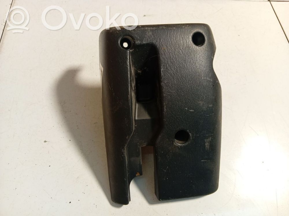 Mazda 323 F Garniture de colonne de volant