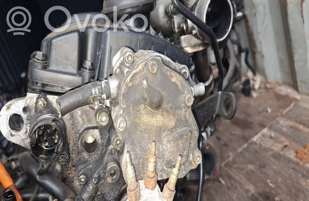 Audi A4 S4 B5 8D Pompa a vuoto 