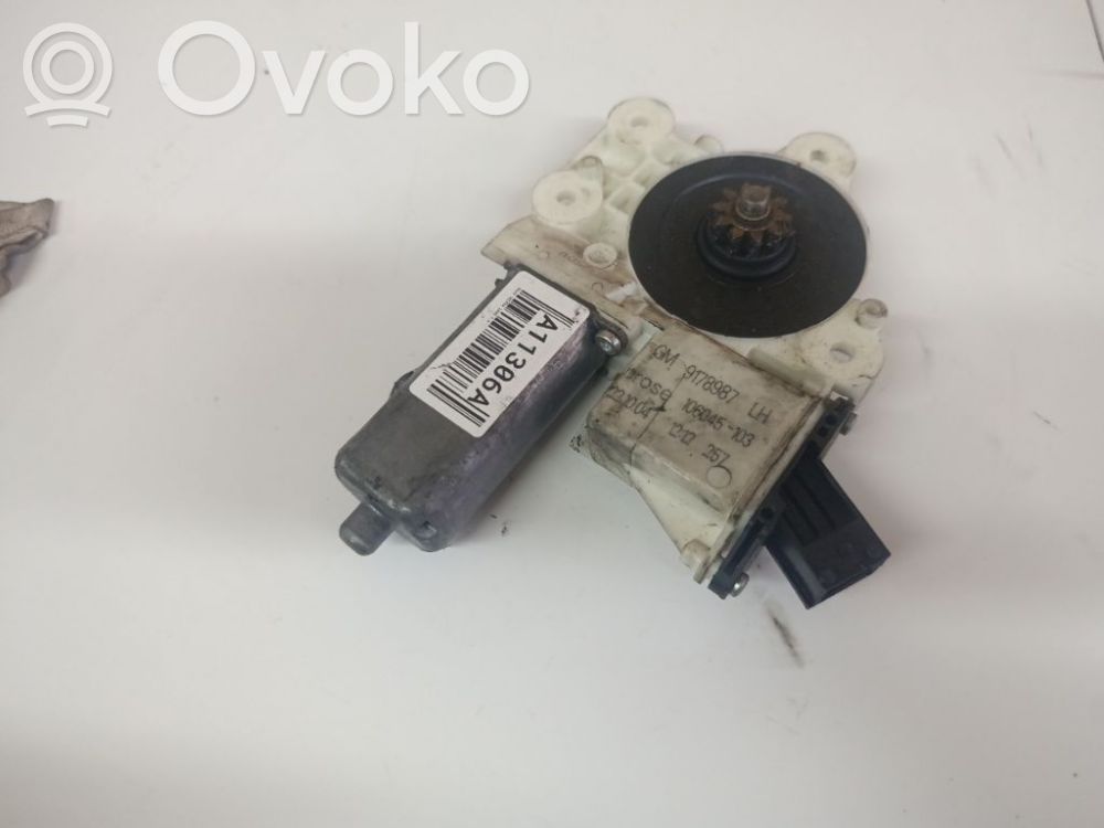 Silnik regulatora szyby drzwi przednich   A71306A,106045103,A71306A,GM9178987
