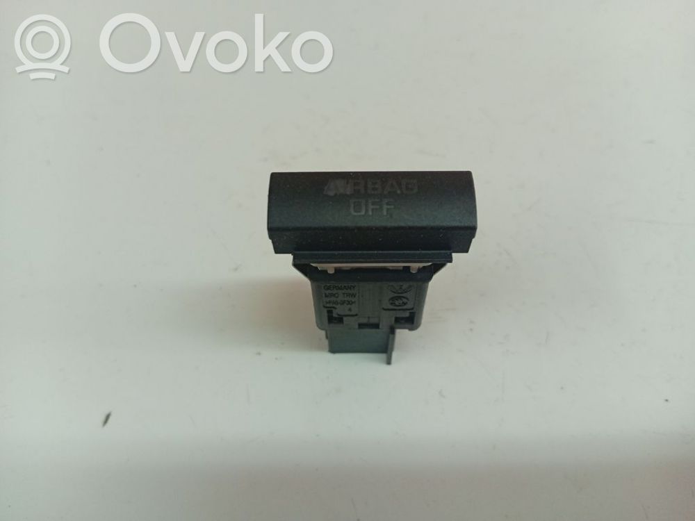 Skoda Octavia Mk2 (1Z) Wyłącznik poduszki powietrznej Airbag pasażera 