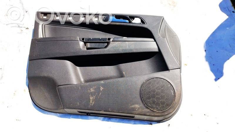 Opel Zafira B Etuoven verhoilu