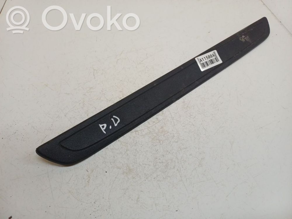 Toyota Auris 150 Etuoven kynnyksen suojalista 