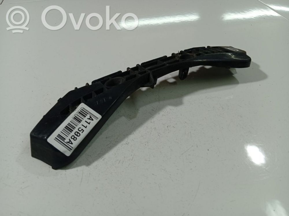 Toyota Auris 150 Staffa di rinforzo montaggio del paraurti posteriore 