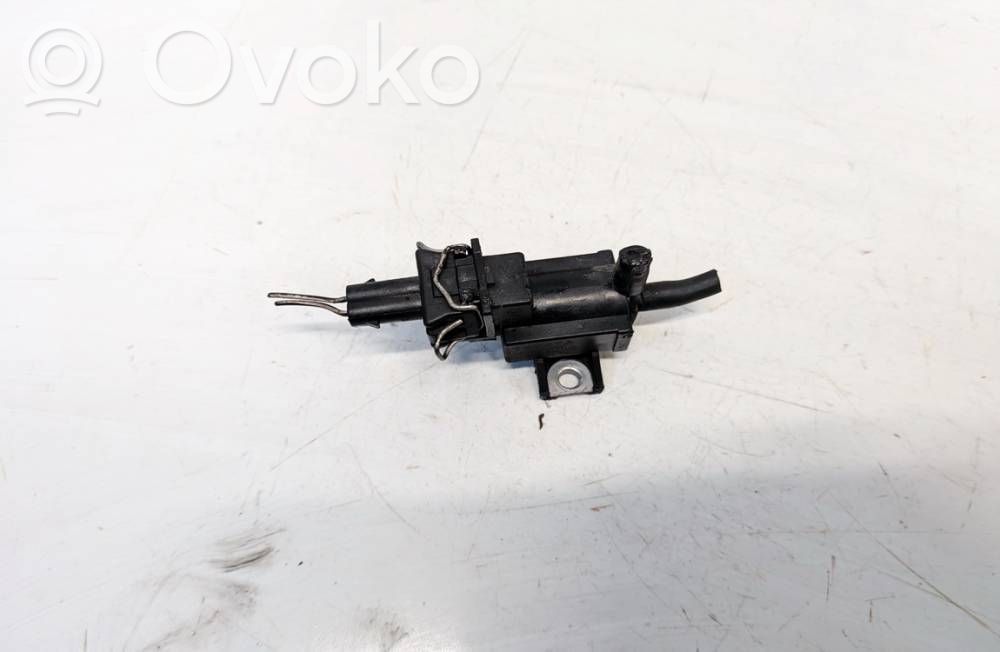Lexus IS 220D-250-350 Solenoid supapă turbosuflantă 