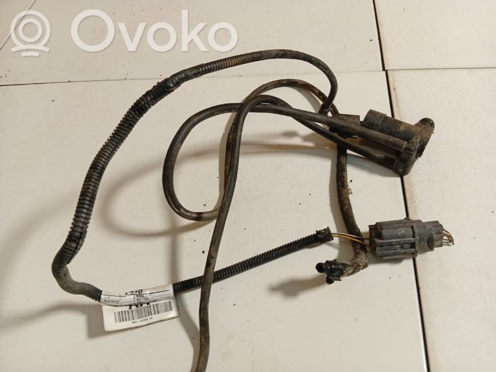 Ford Focus C-MAX Windscreen/windshield washer pump 