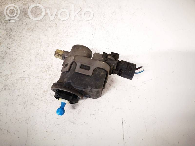 Nissan Primera Motorino di regolazione assetto fari 