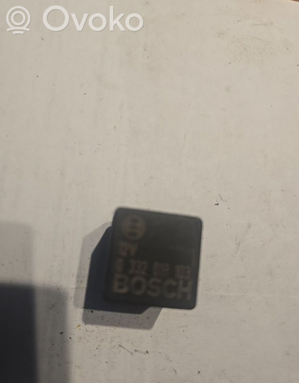 Otros relés   0332019103,290273,0332019103,290273