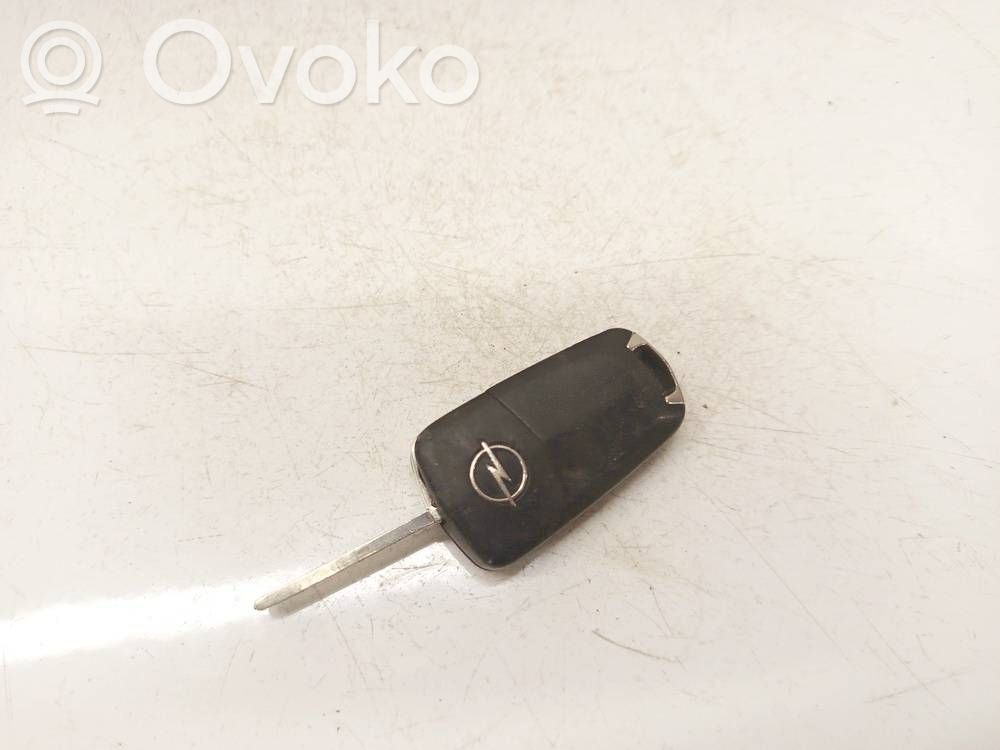 Opel Astra H Cheie/telecomandă contact 