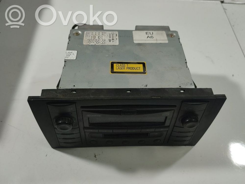 Audi A6 S6 C5 4B Panel / Radioodtwarzacz CD/DVD/GPS 