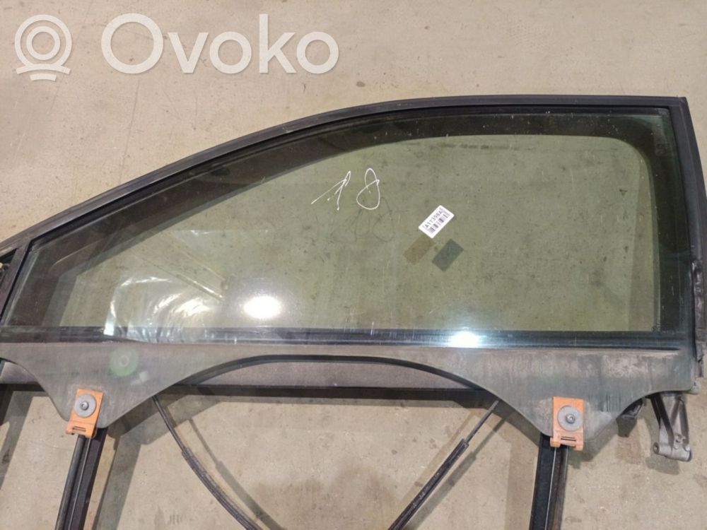 Audi A3 S3 8P Vetro del finestrino della portiera anteriore - quattro porte