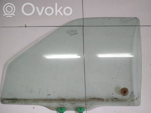 Nissan Serena Vitre de fenêtre porte avant (4 portes)