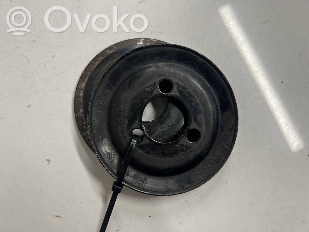 Volkswagen PASSAT B5 Koło pasowe pompy wody 