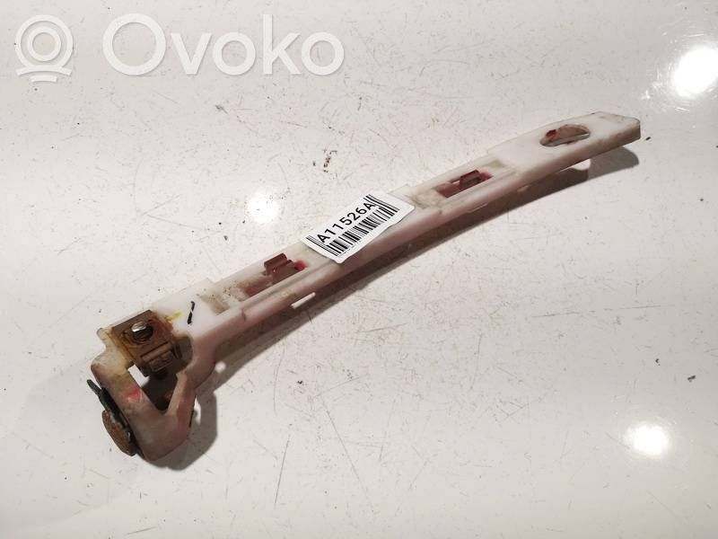 Citroen C4 II Takapuskurin kannake