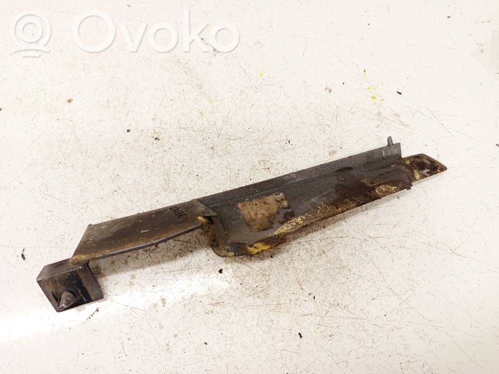 Opel Zafira B Rivestimento dell’estremità del parafango 