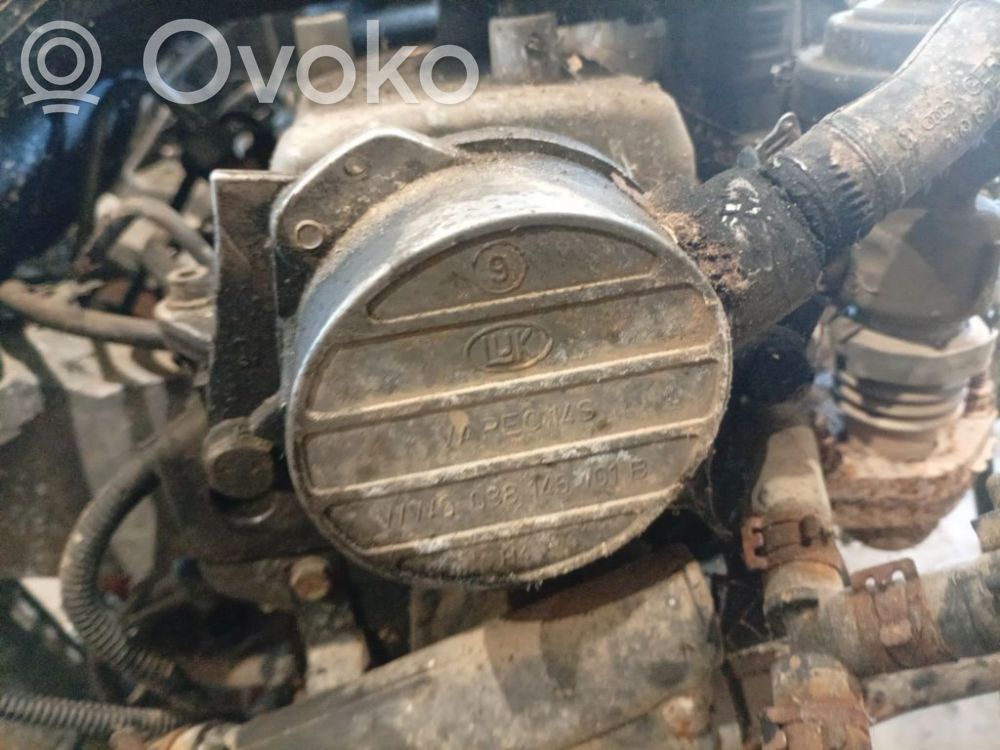 Volkswagen Golf IV Pompă vacuum 