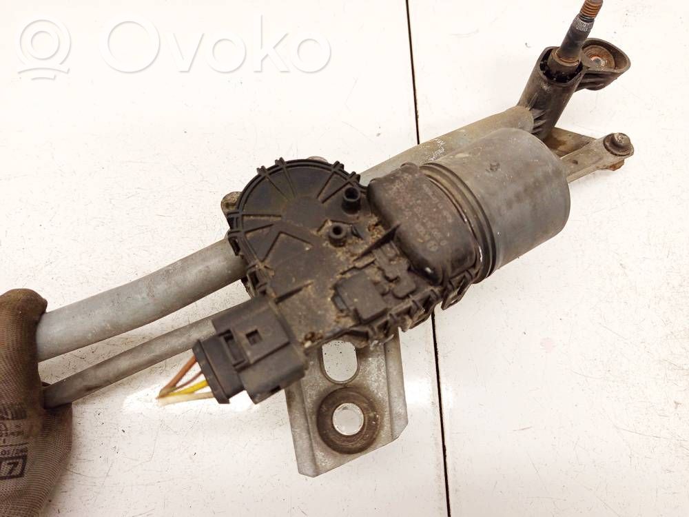 Motor del limpiaparabrisas   0390241538,0390241538