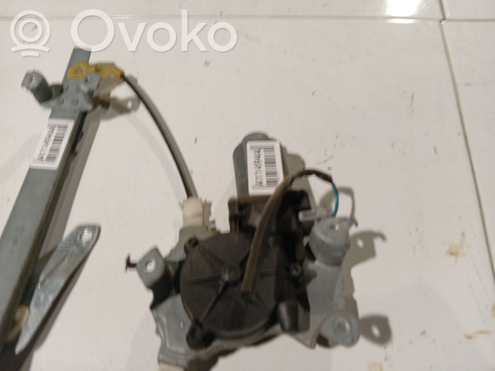 Nissan Primera Motorino alzacristalli della portiera posteriore 
