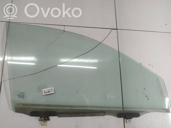 Toyota Corolla E120 E130 Vetro del finestrino della portiera anteriore - quattro porte 
