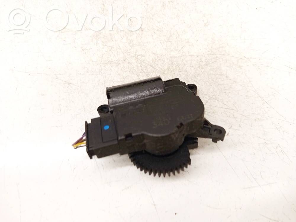 Opel Astra H Motorino attuatore aria 