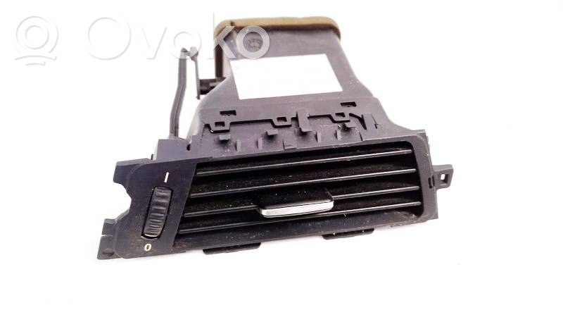 Rejilla de ventilación central del panel   915116701,6422915116701,1448210,14482110,6422915116701,7132846,915116701,E3222