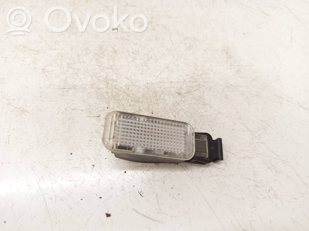 Muu sisävalo   4B0947415A,4B0947415A
